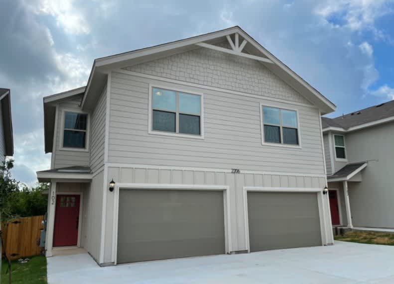 2206 Sandlewood Cove San Antonio, Tx. 78245 – photo 1