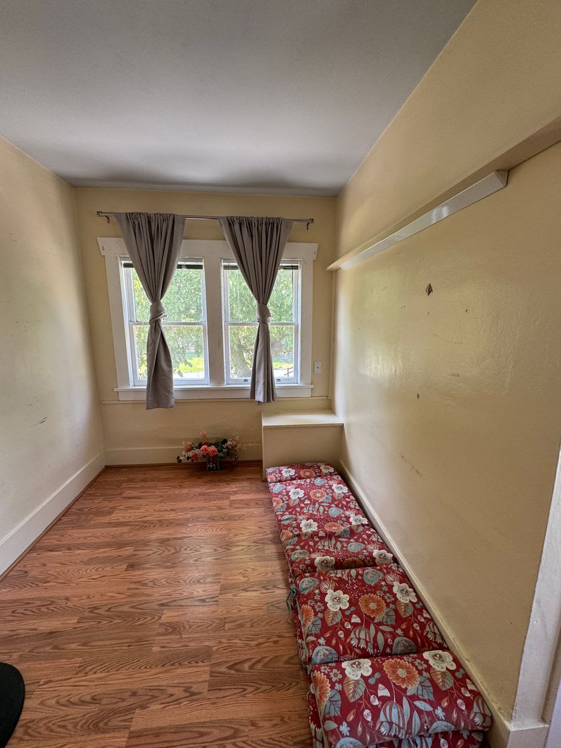 Non-Refundable & Security Deposit Total: $1900.00 – photo 5