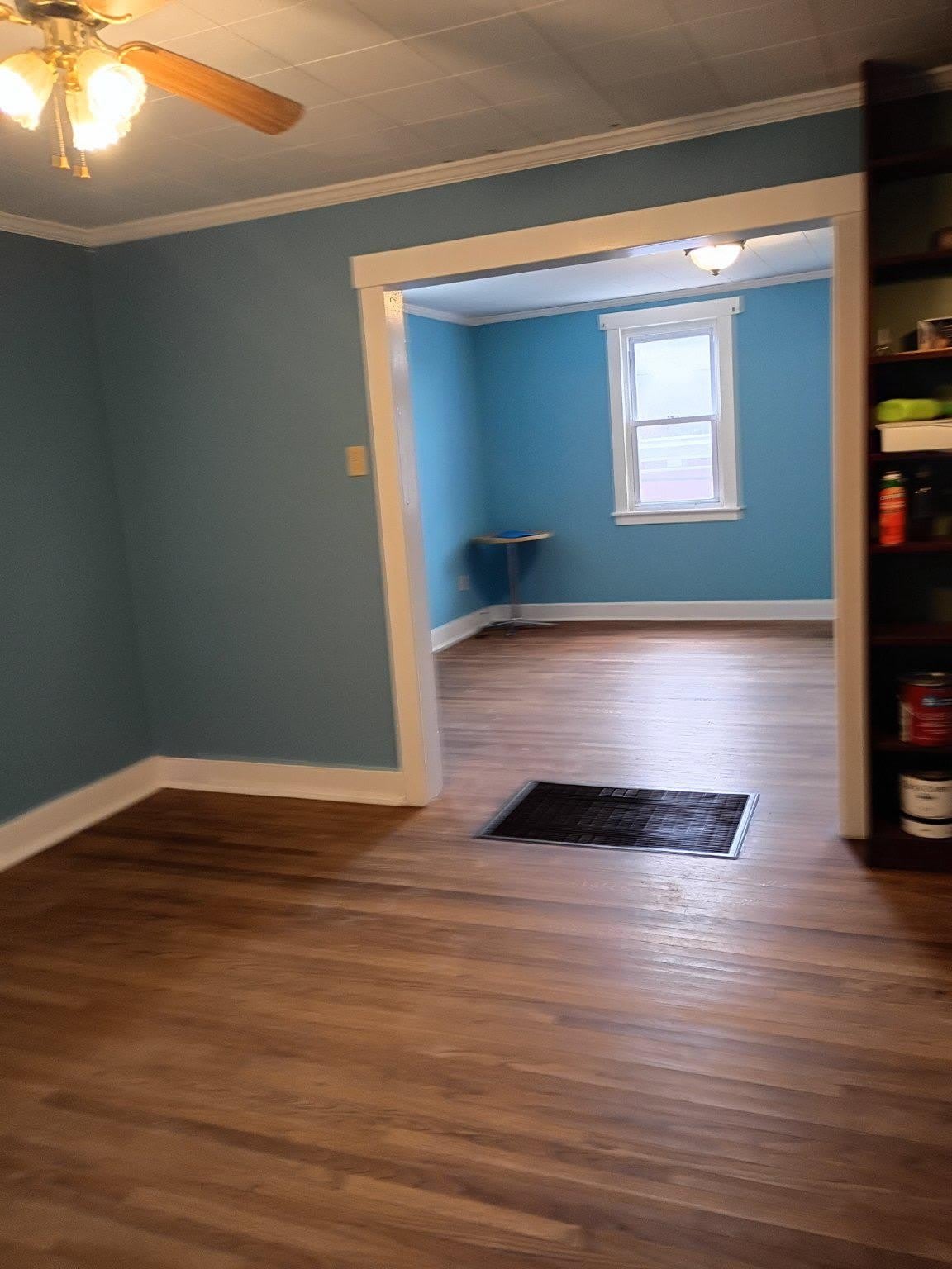 350 BEDFORD ST – photo 2