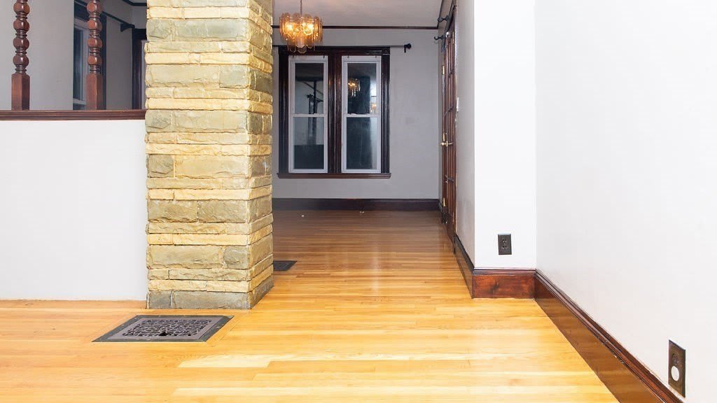 12 Payson Ave. – photo 4