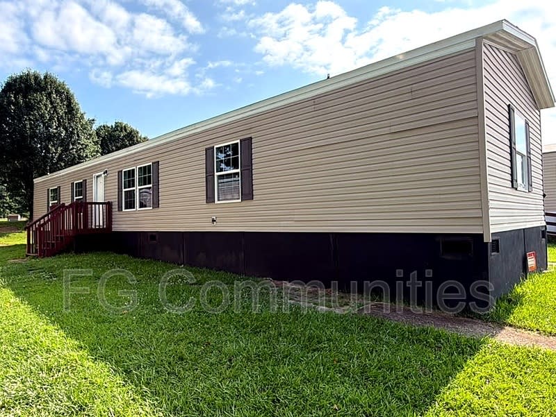 112 Cloverleaf Ct – photo 2