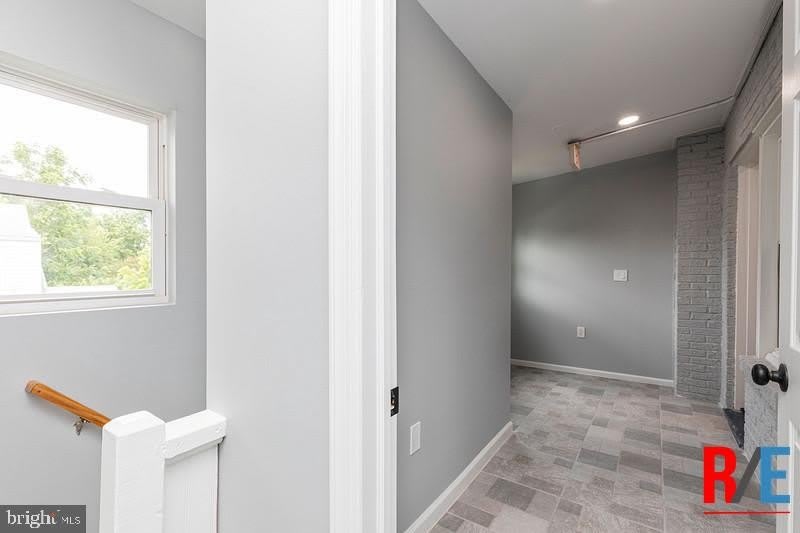 4100 QUEENSBURY Road – photo 5