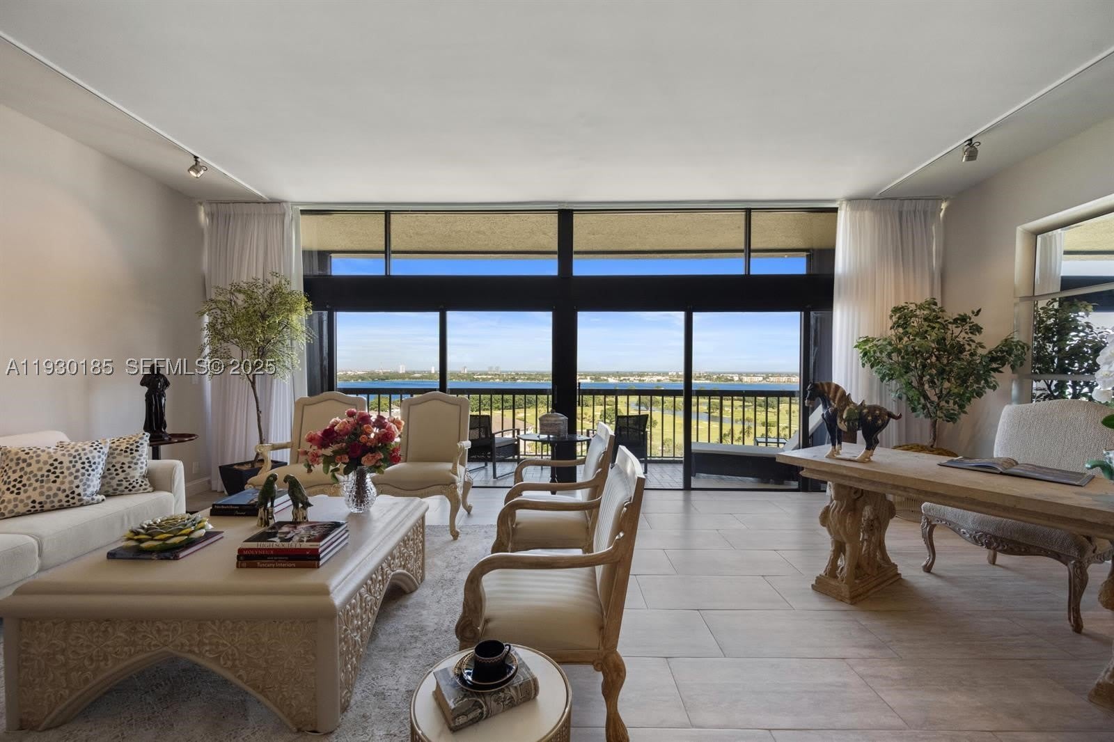 2450 Presidential Way – photo 2