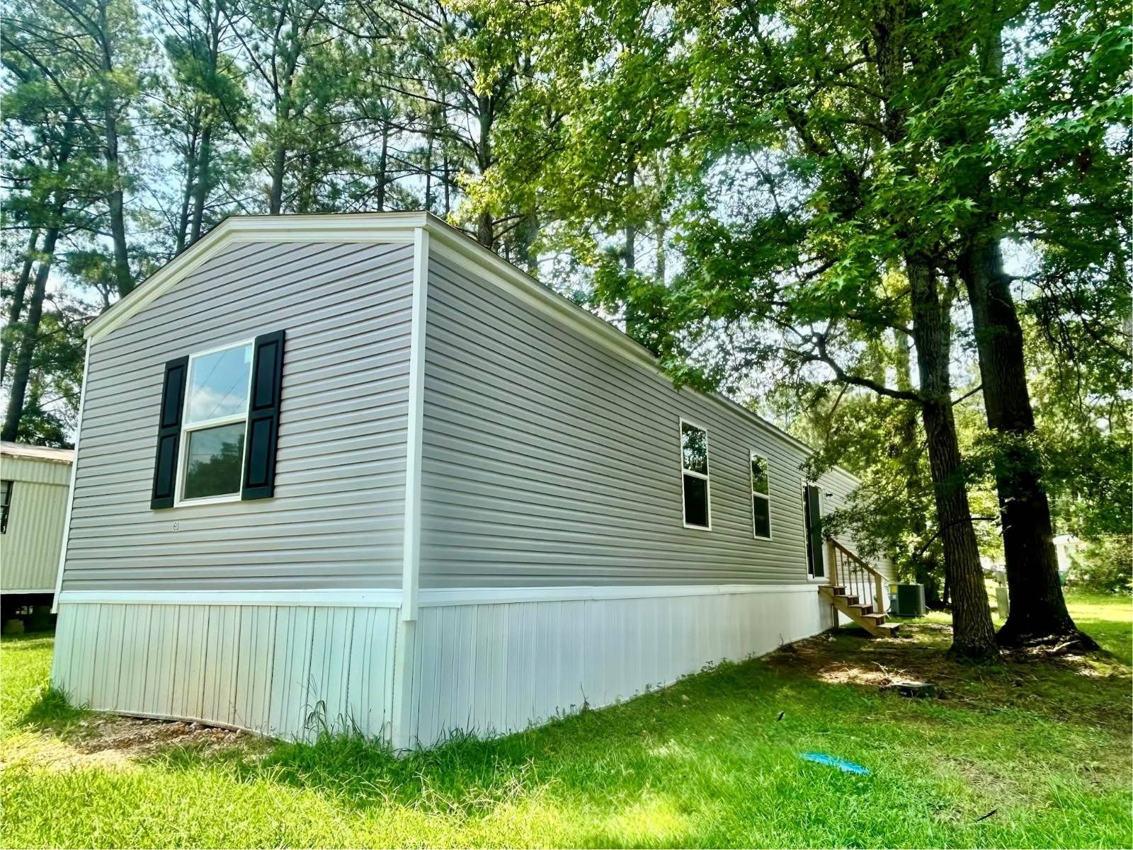 60 White Oak Village – photo 2