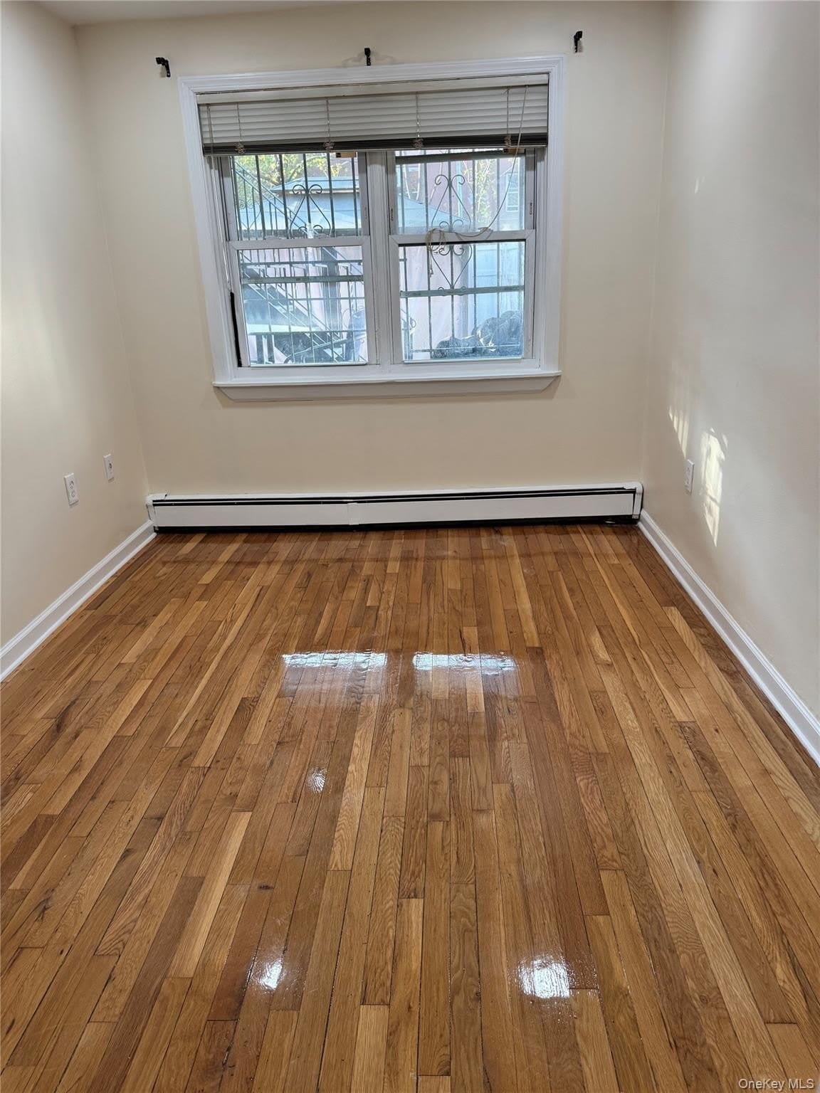 1481 Needham Avenue – photo 3