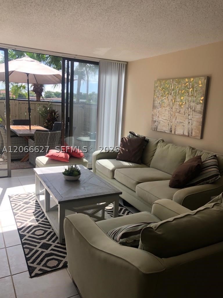 1830 Embassy Dr – photo 1