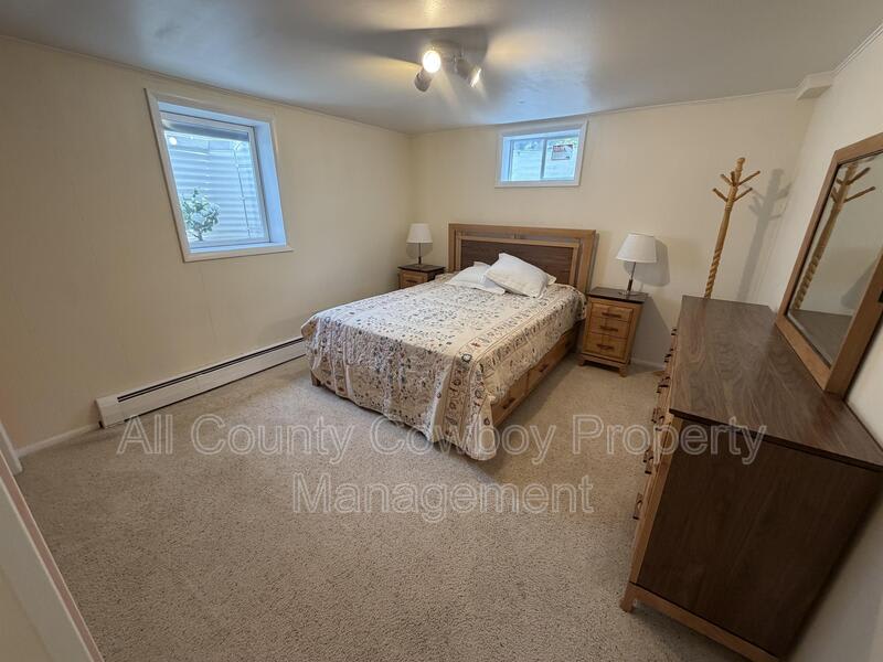 1314 Canby St – photo 5
