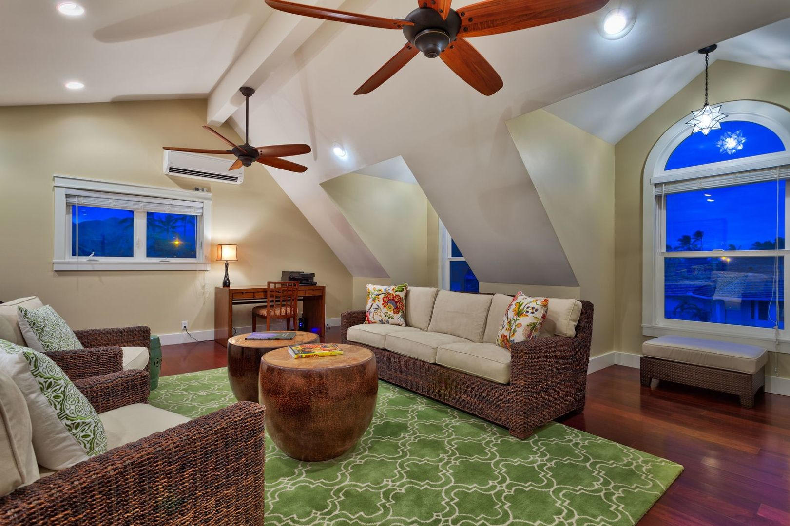 Beautiful Kailua Beachside Luxury Home w/Pool & AC. Maluhia – photo 2