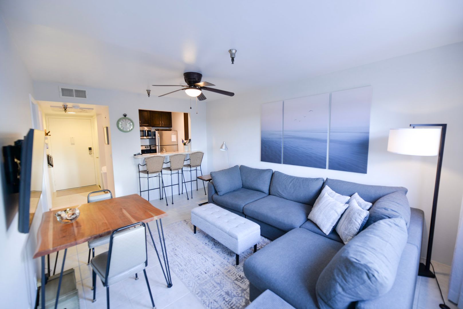 Fully Furnished 1 bedroom Oceanview unit!! – photo 3