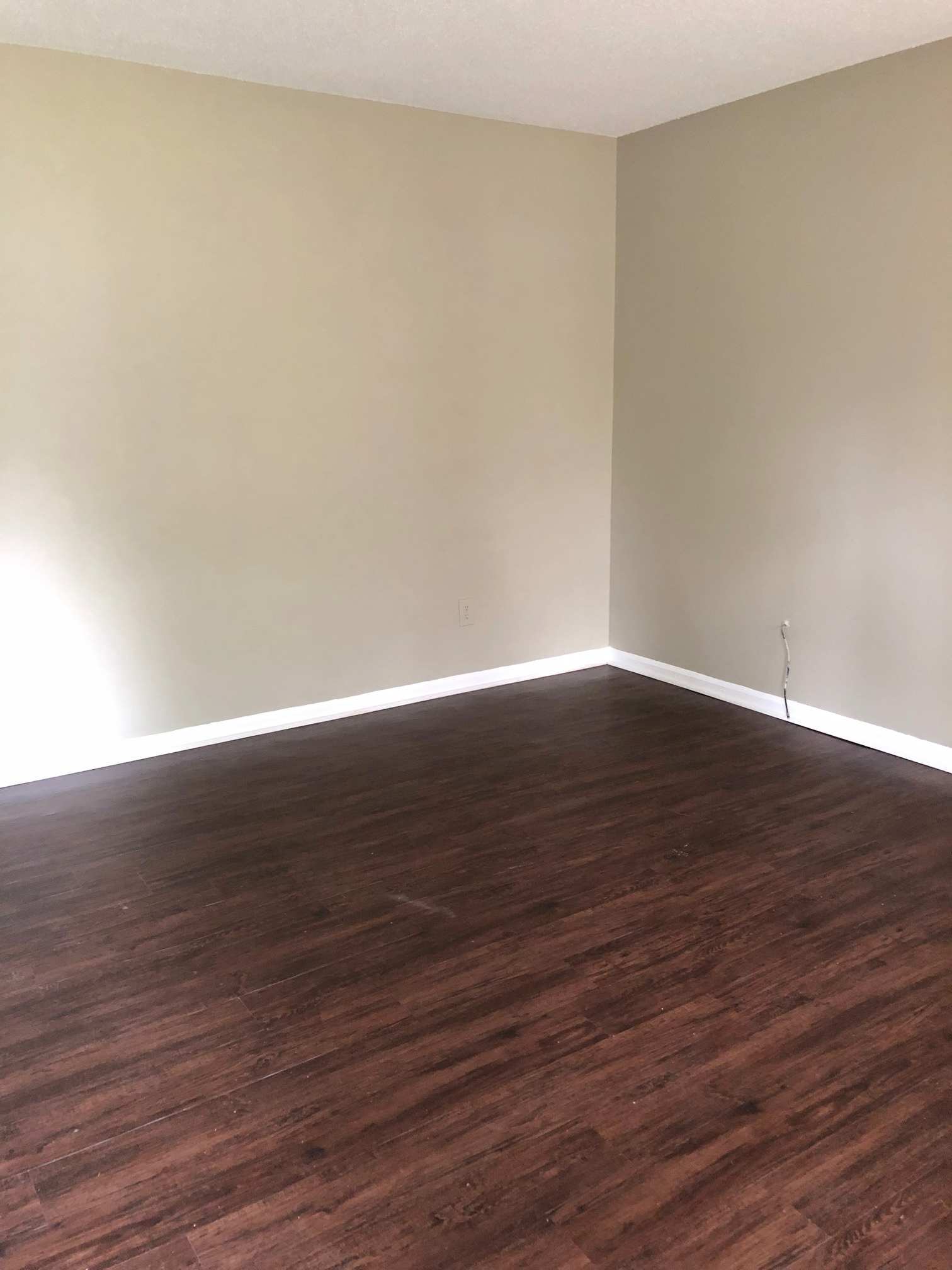 5091 Breckenwood Dr – photo 2