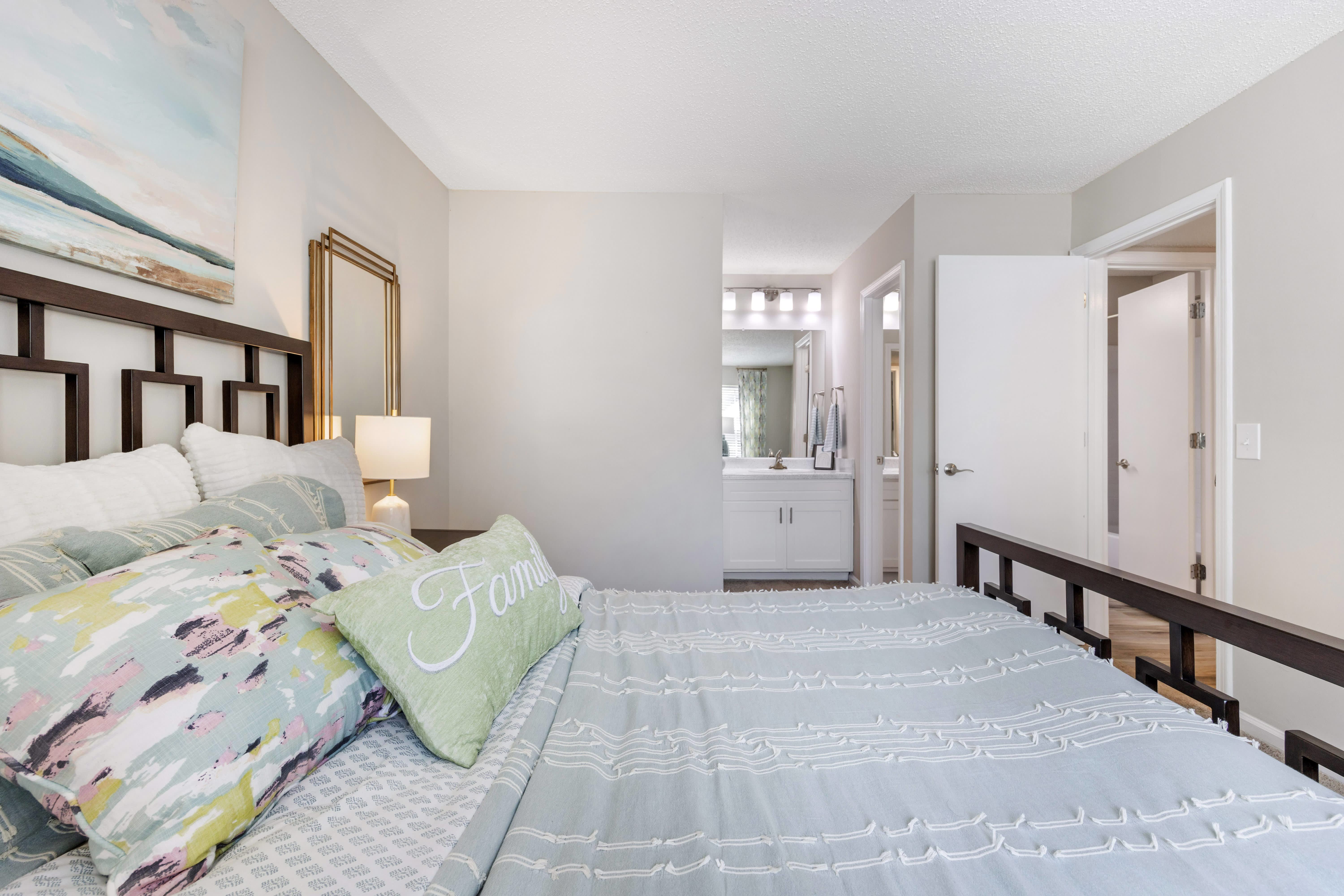 2950 North Apartments – photo 1