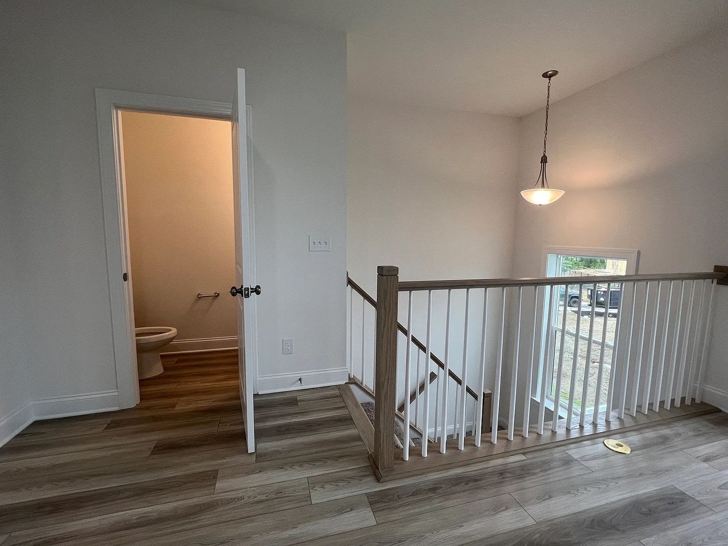 Room In 4 Bedroom Home At Walnut Hill Rd Nw – photo 5