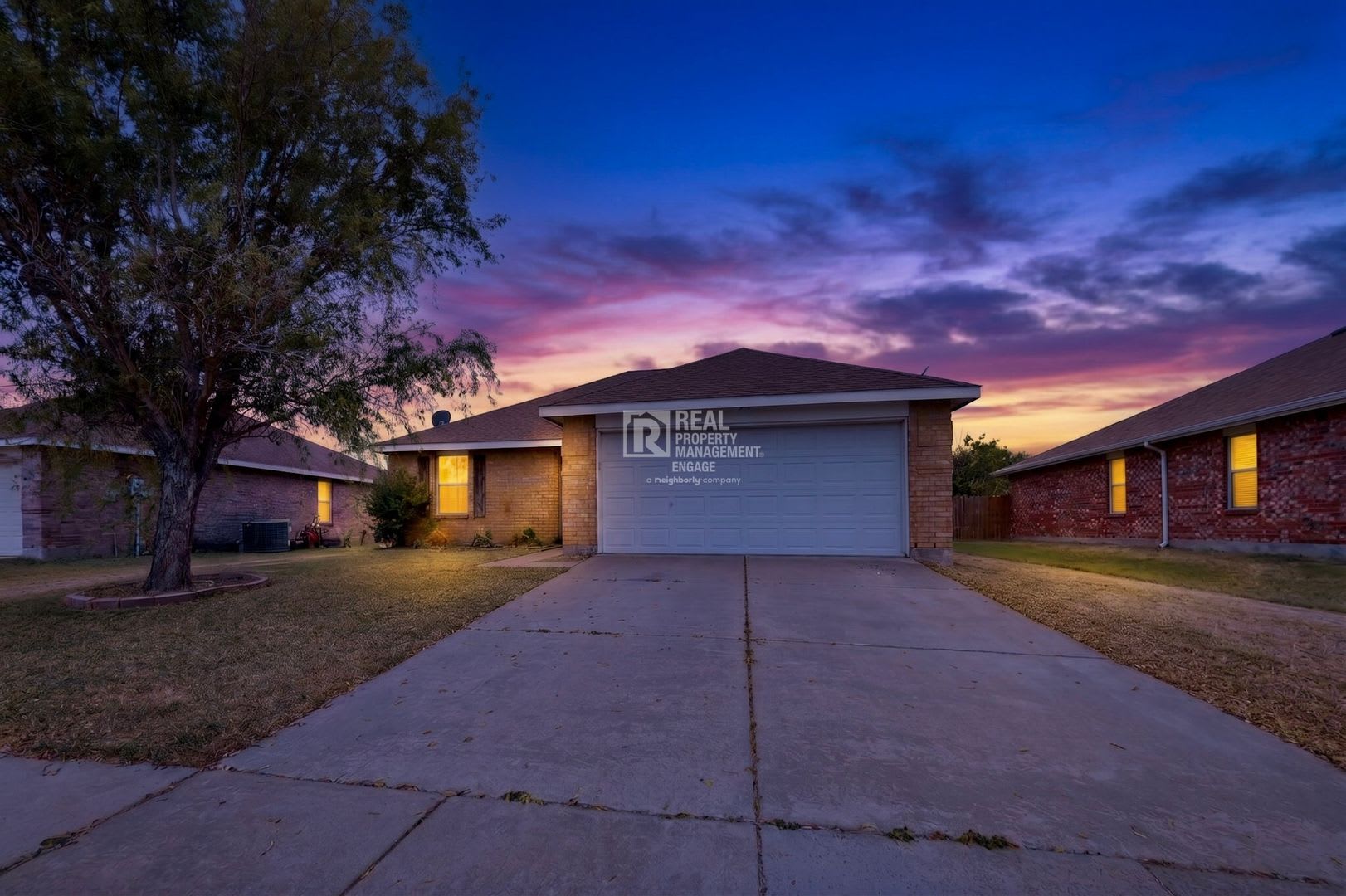 Stunning 3 bed 2 Bath Home for rent in Anna! – photo 2