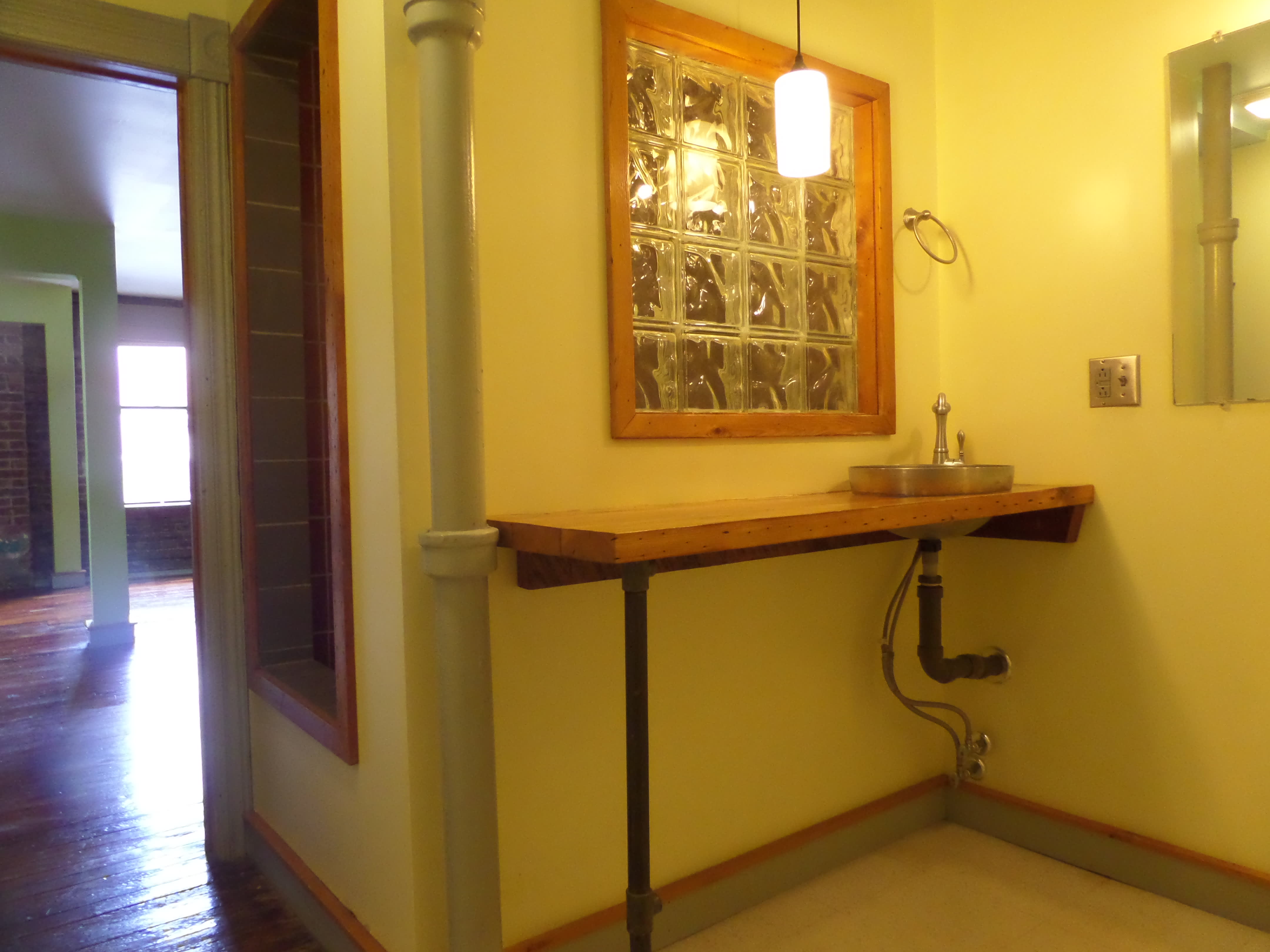 48 W 4th St – photo 4