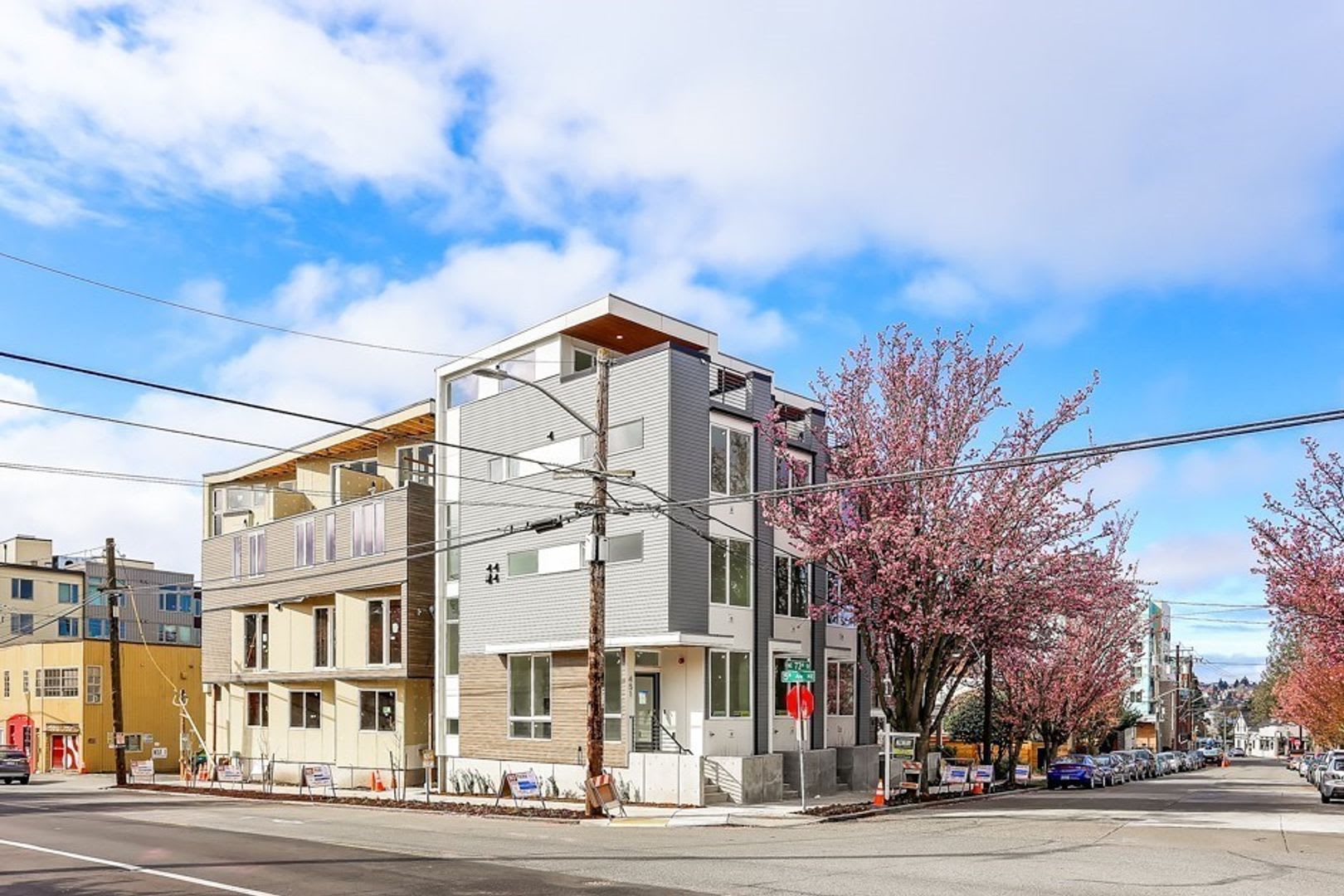 Chic Townhome At Green Lake – photo 3