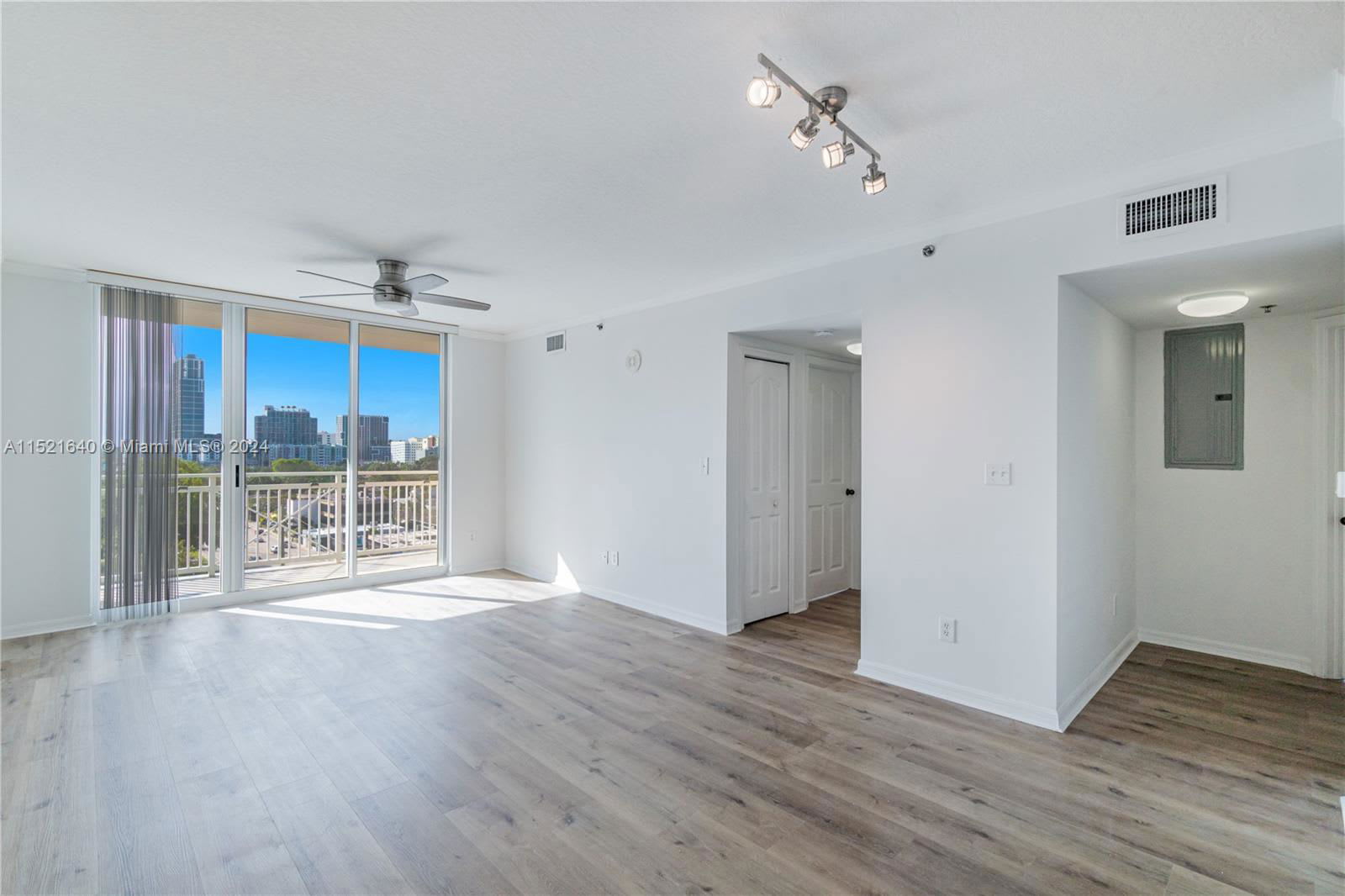 2665 Southwest 37th Avenue – photo 4