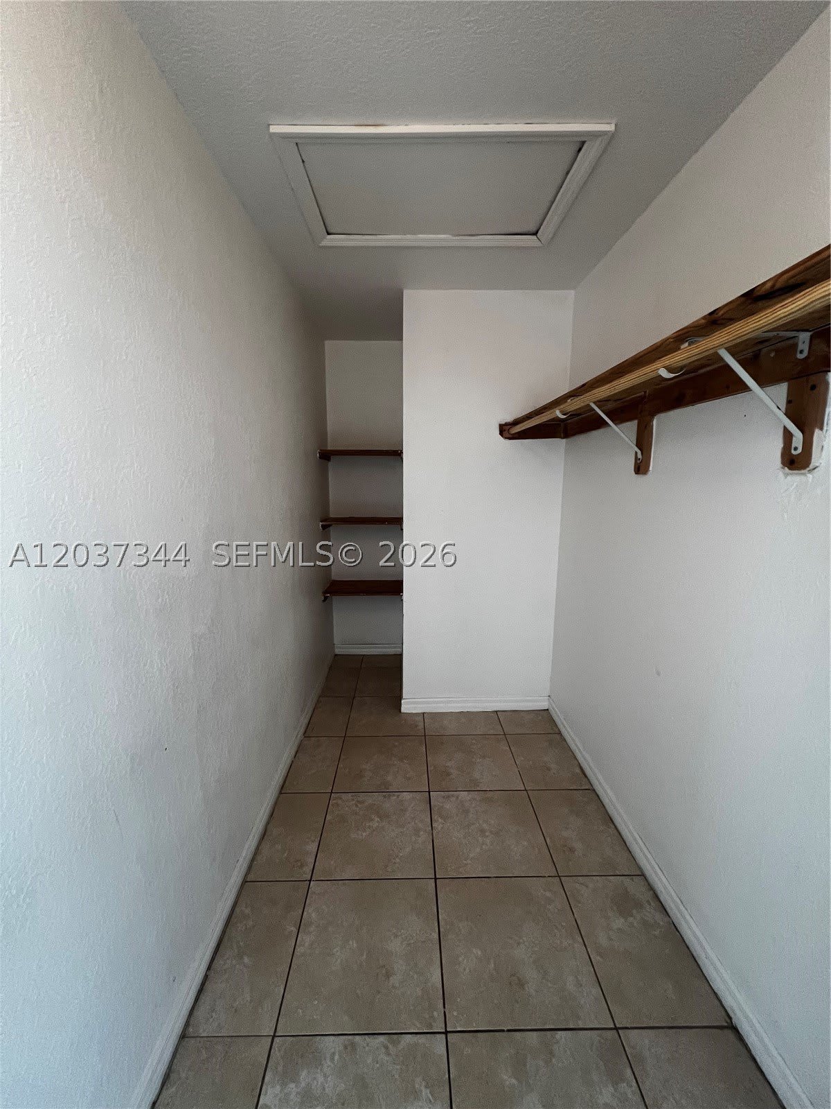7012 NW 6th Ct – photo 5
