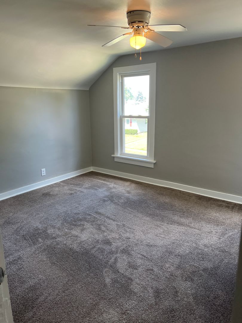 Updated 3 Bedroom home in Bettendorf! – photo 4