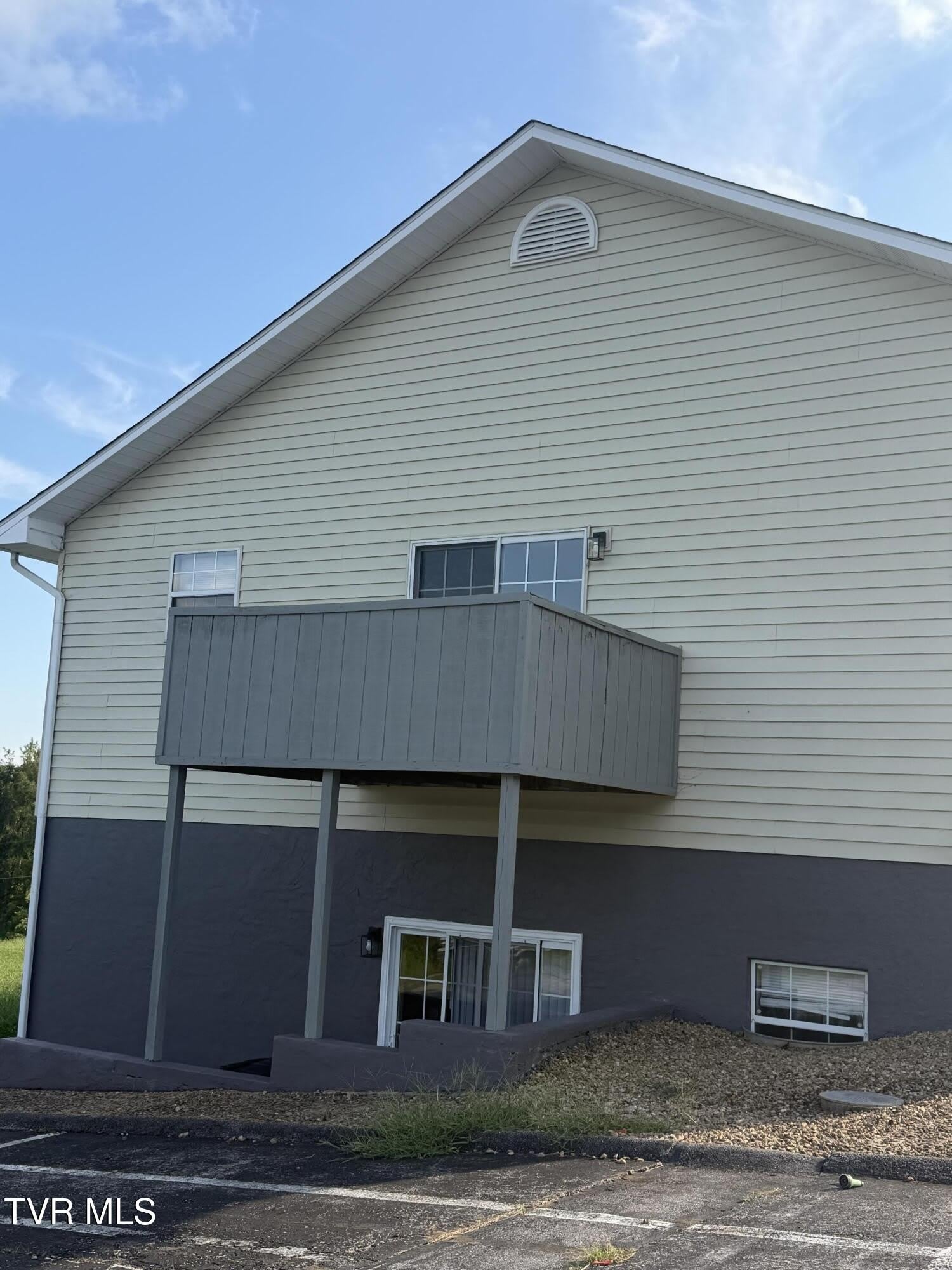 740 Sunnyside Road – photo 5