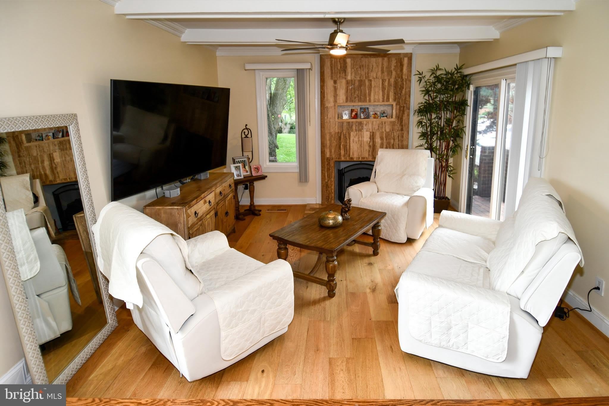 9401 HICKORY VIEW Place – photo 5
