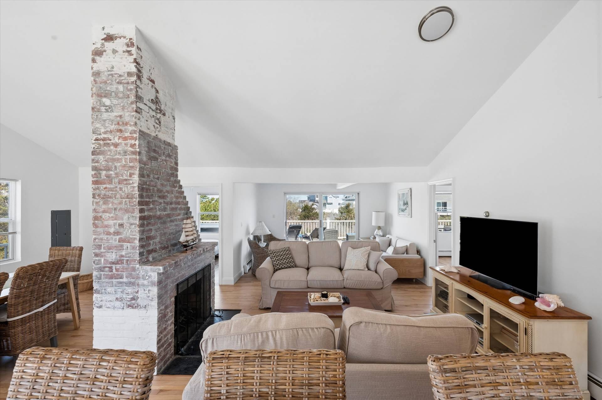 898 DUNE RD – photo 3