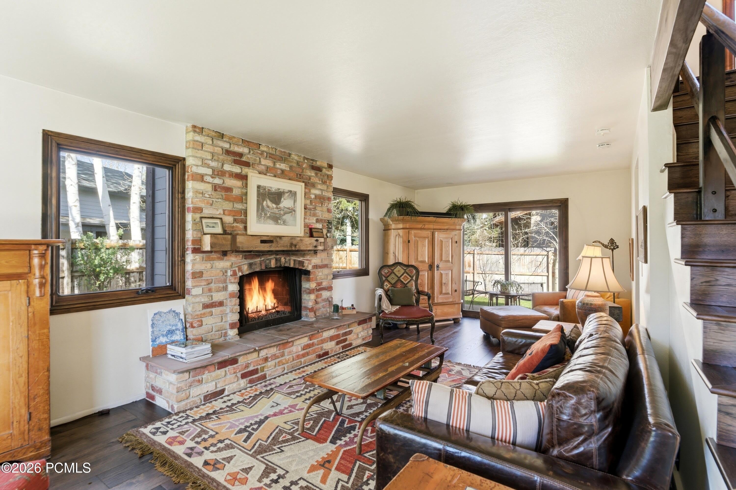 2635 Little Kate Road – photo 4