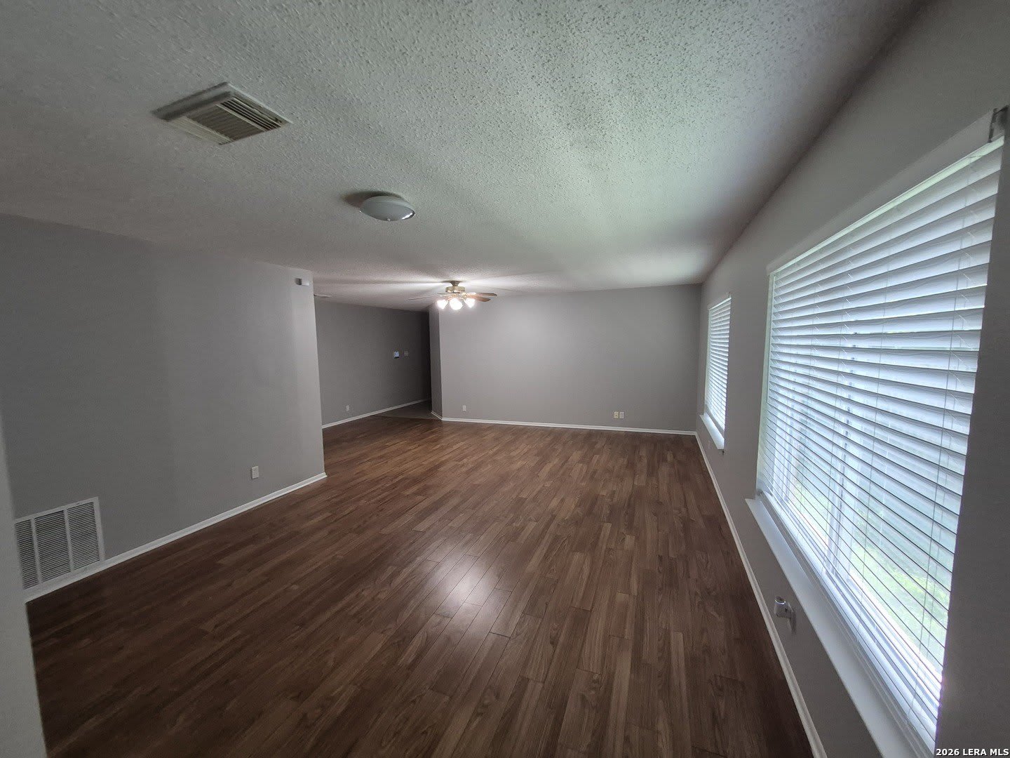 8243 Brisbane – photo 3