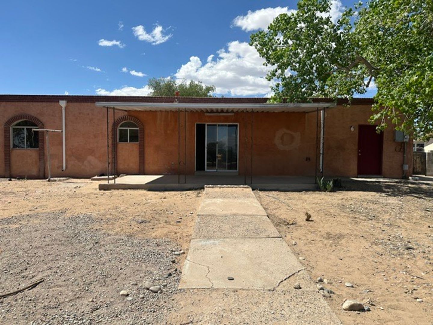Beautiful 2 bed 1 bath in Rio Rancho – photo 4