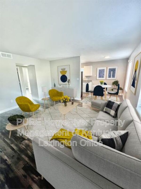 3793 Camelot Drive – photo 2