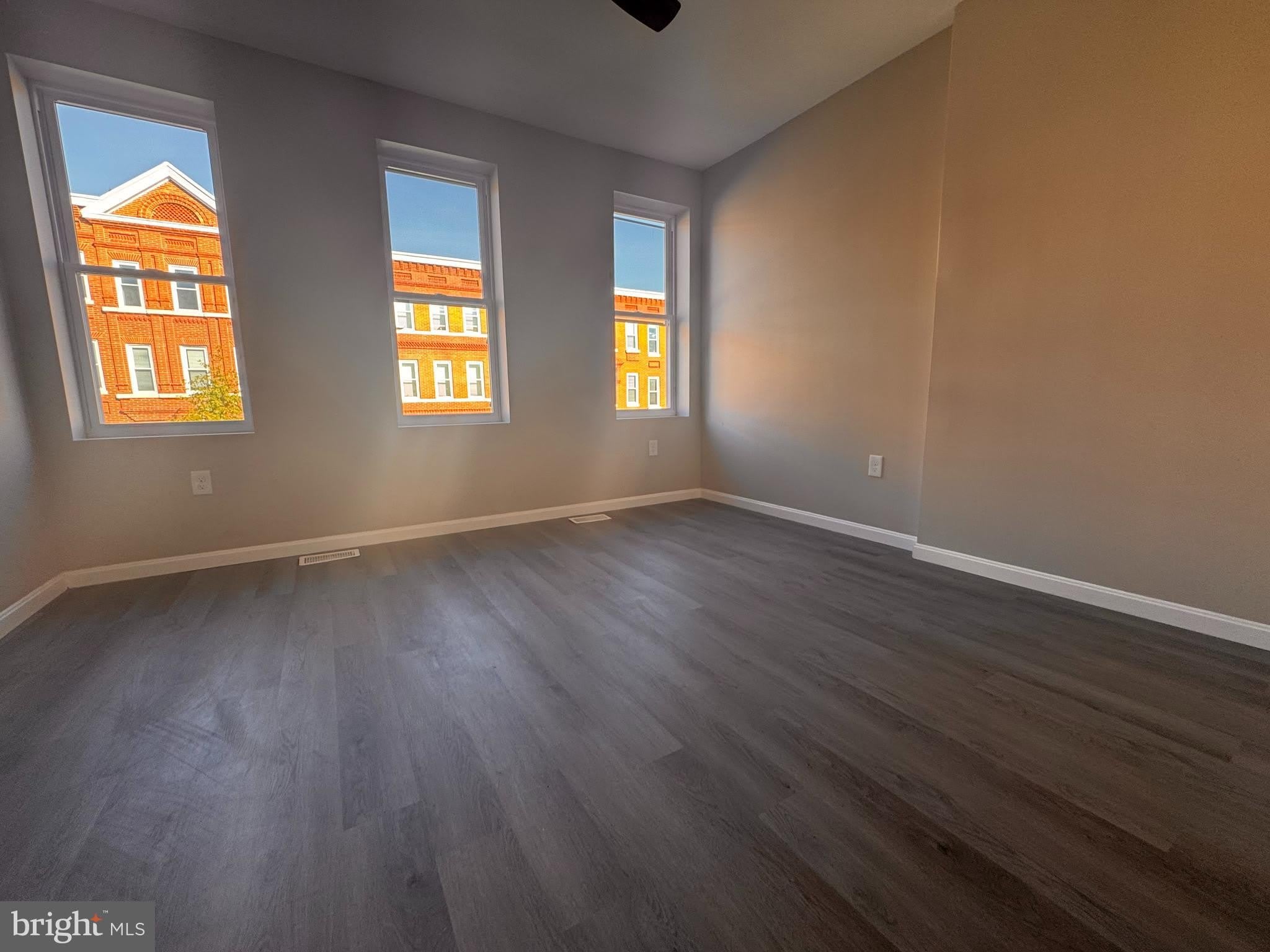 827 HARLEM Avenue – photo 3