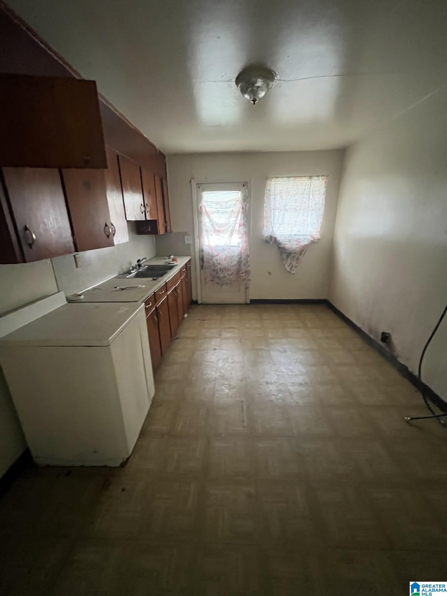 1624 Pearson Avenue – photo 2