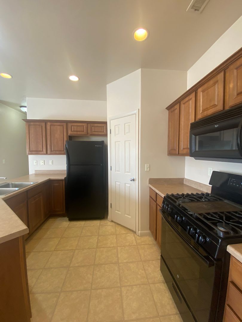 Shadow Mountain Duplex – photo 4