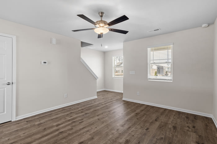 1023 Peony Lane – photo 5