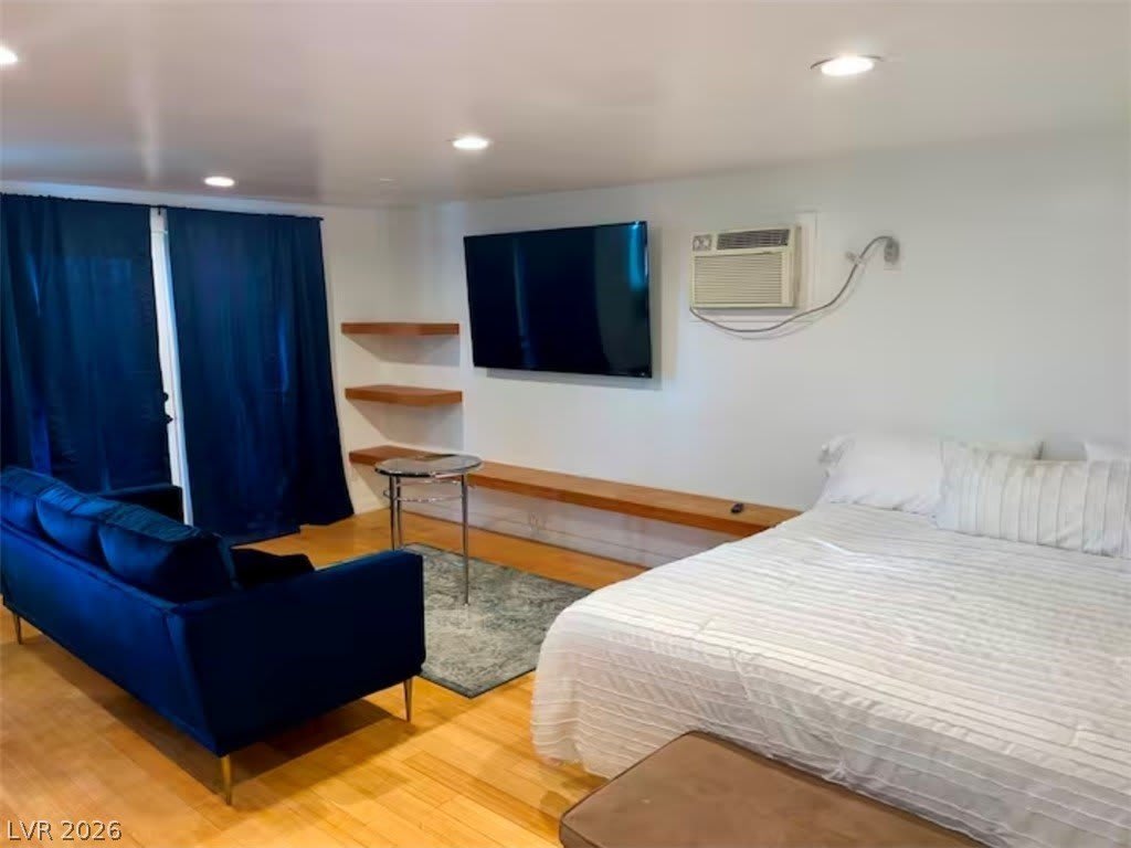 3418 Oneida Way – photo 1
