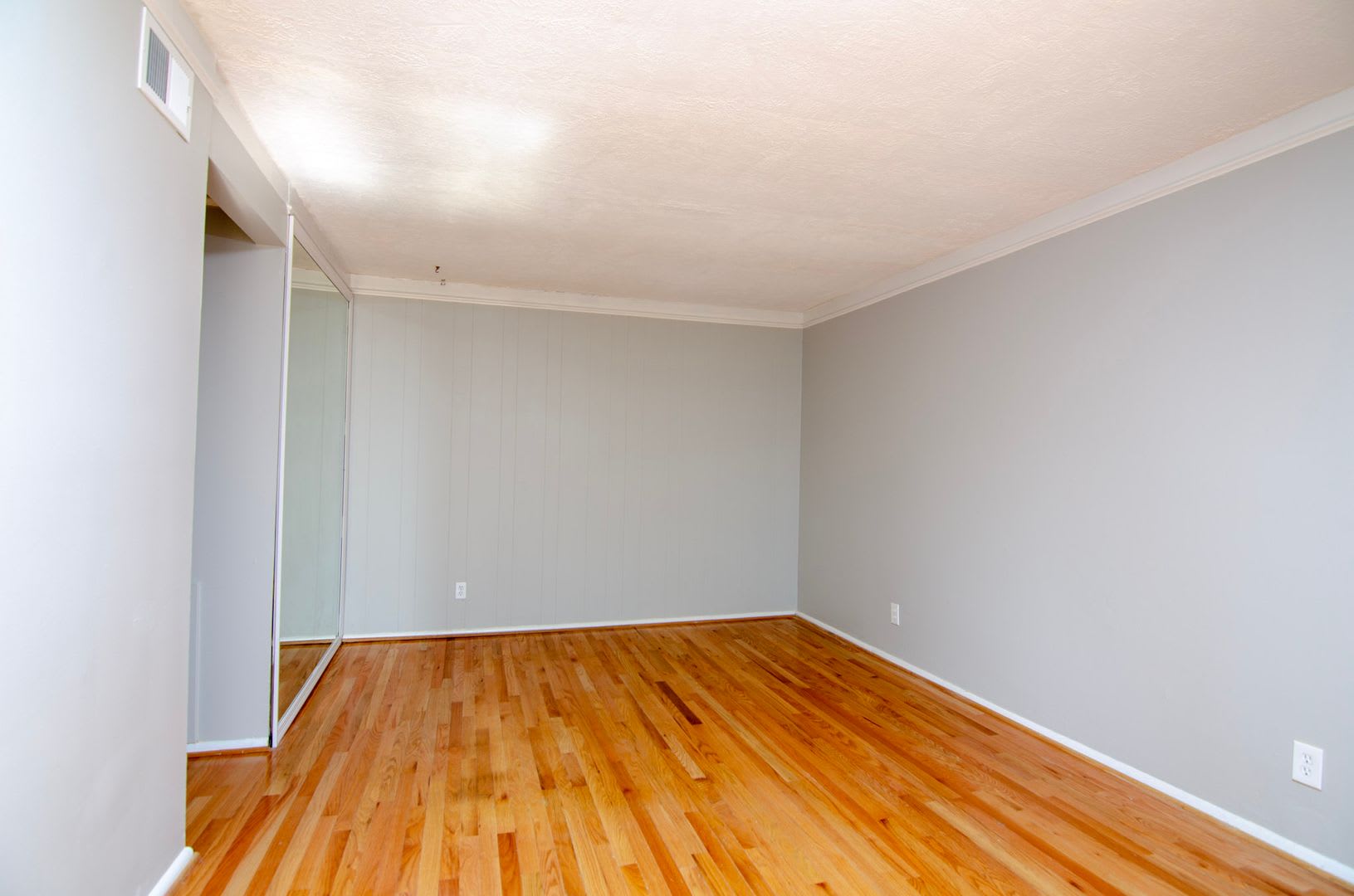 Great Sylvan Park neighborhood! – photo 3