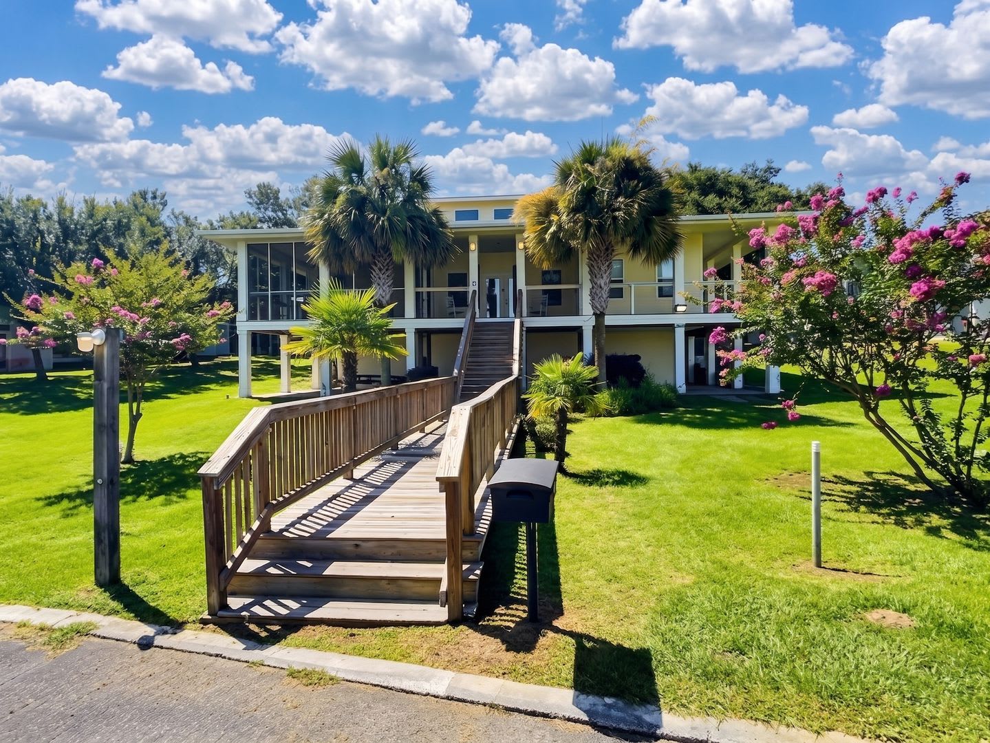 Condo in Ocean Springs with BOAT Slip! *Move-in special; $500 off the first FULL month's rent* – photo 3