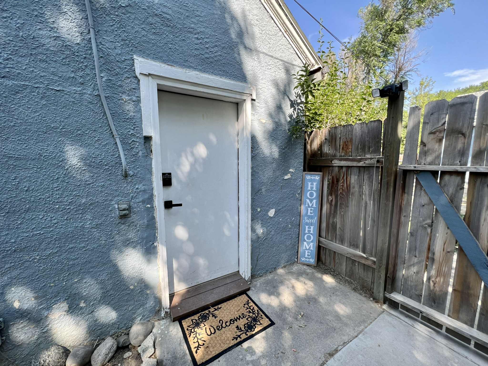 612 Howard Avenue – photo 1