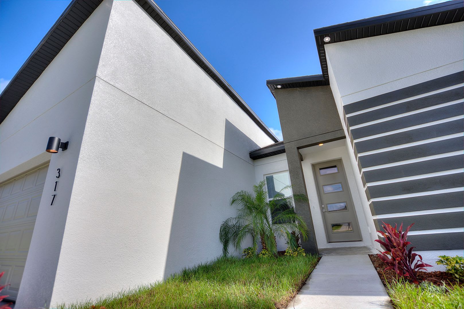 Modern, Energy-Efficient Home with All the Upgrades – photo 5