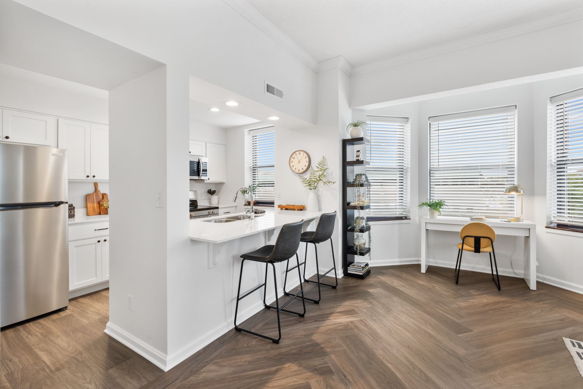 Marott Apartments – photo 1
