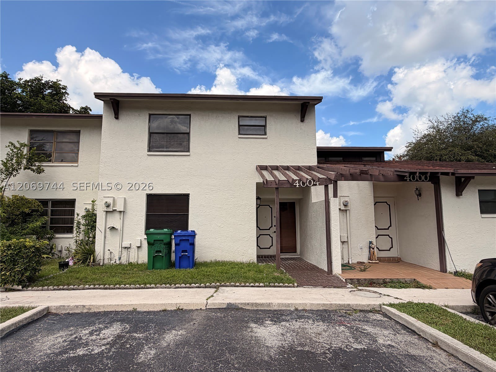 4004 SW 68th Ln – photo 2