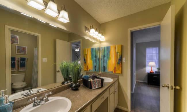 4032 Thousand Oaks Dr. – photo 2