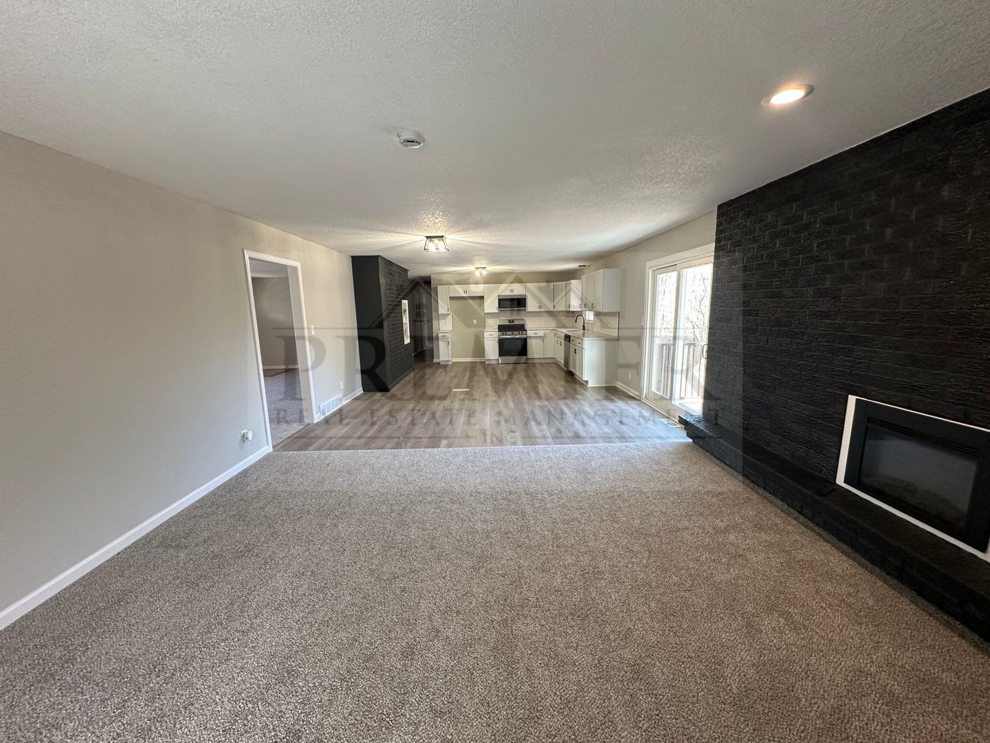 5613 Palmer Ave Kcmo 64129 3 Bedroom Plus Bonus Room 3 Full Baths Brand New Interior Rent 2200 Deposit 2200 – photo 5