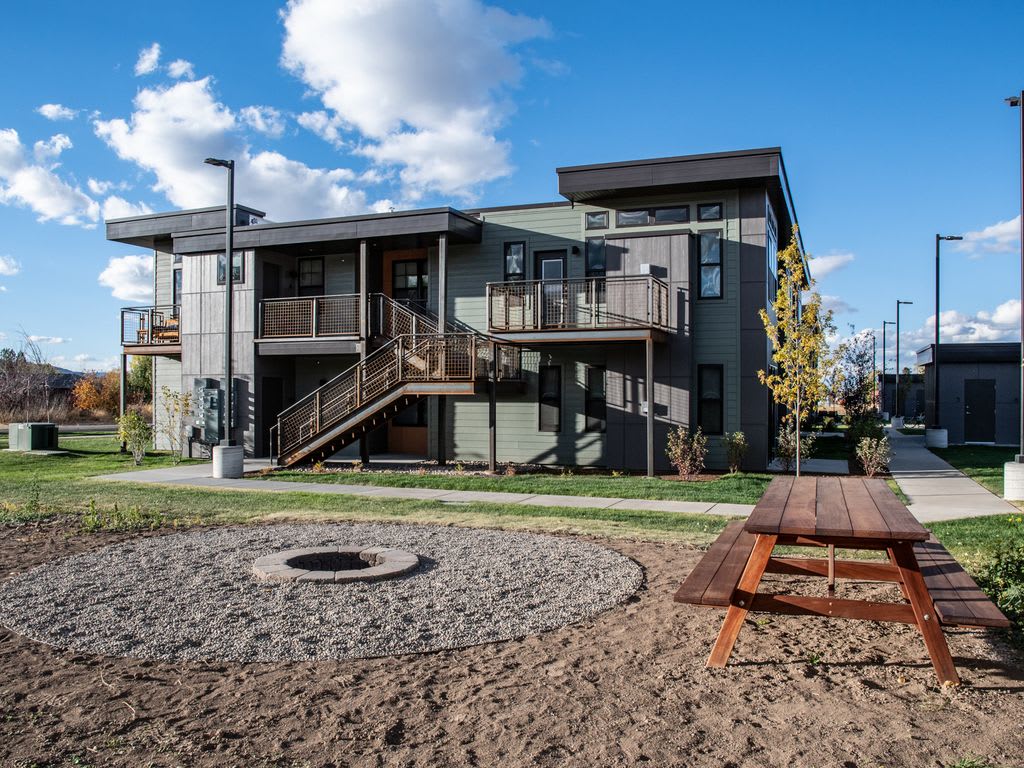 80 Beryl Ave Unit 3C – photo 1