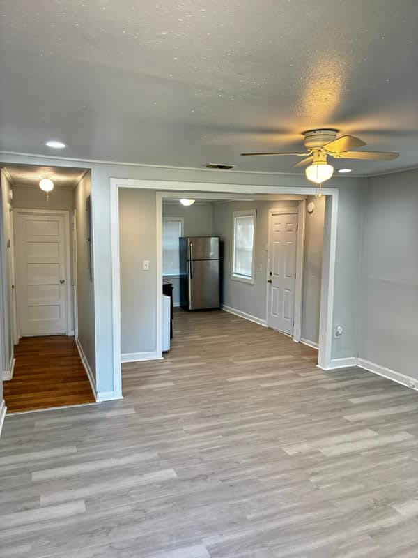 314 Celery Avenue South – photo 2