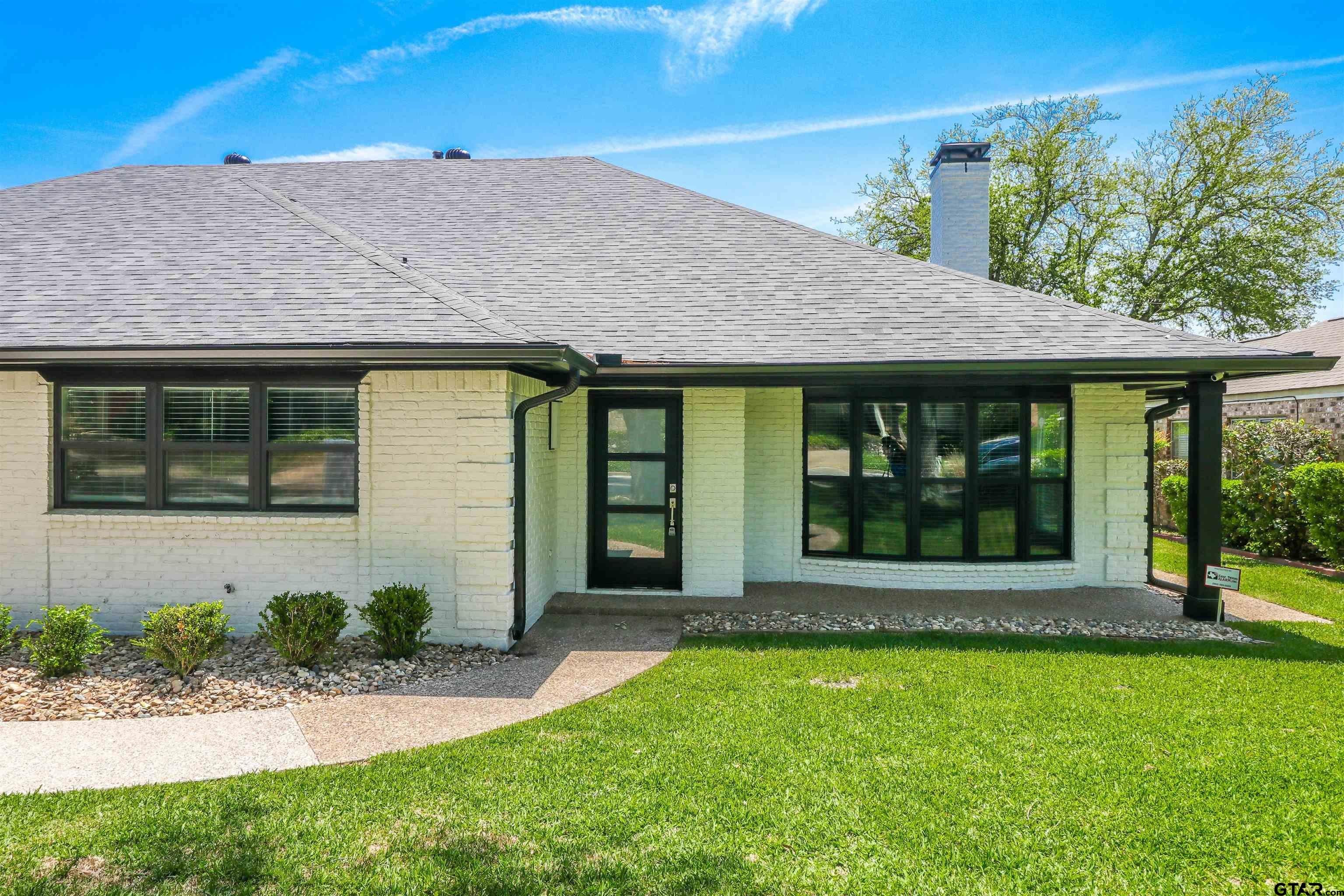 614 Woodland Hills – photo 2