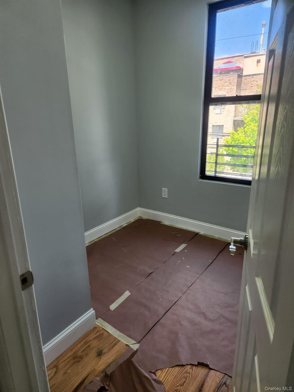 746 E 217th Street – photo 4
