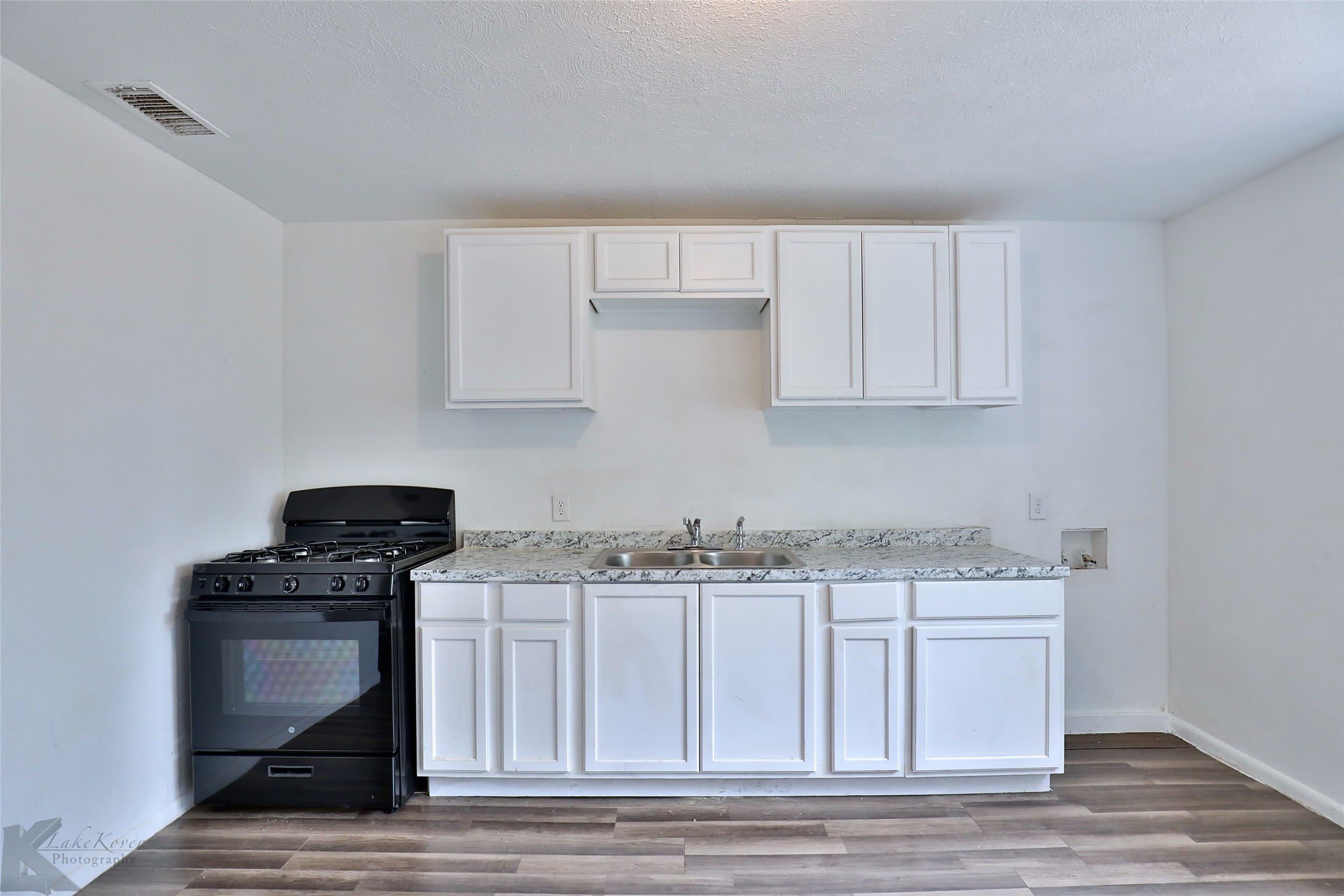 1634 Briarwood Street – photo 4