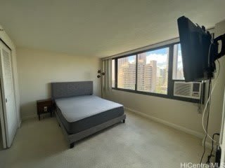 343 Hobron Lane – photo 3