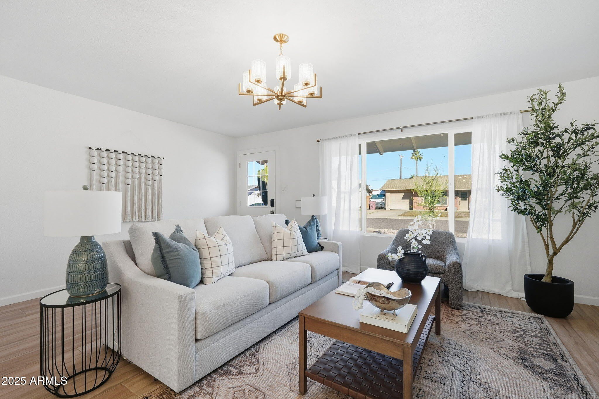 8725 E CORONADO Road – photo 5