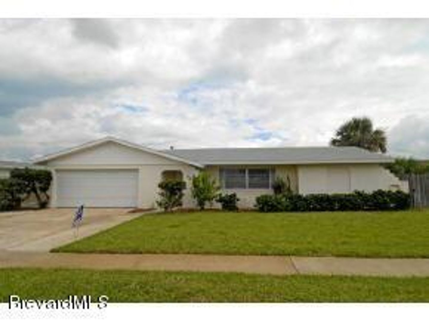 Pool Home – photo 1